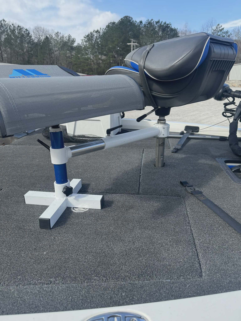 The Scope Buddy Single arm Dub-L-Seat